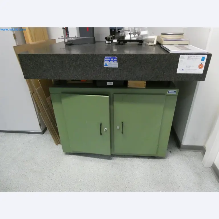 Engel Spritzgießmaschinen und Maschinen aus der Kunststoffindustrie-7