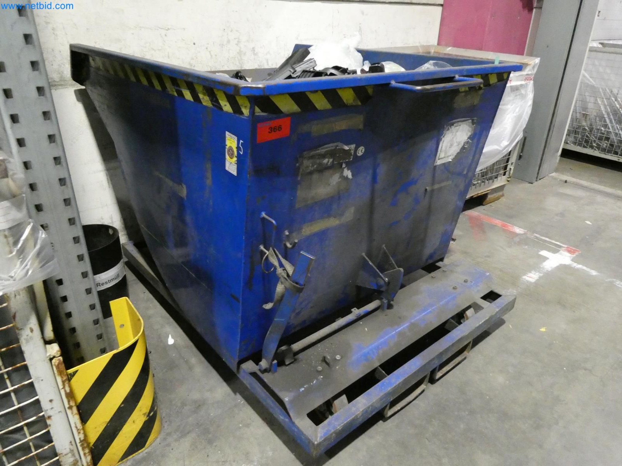 Engel Spritzgießmaschinen und Maschinen aus der Kunststoffindustrie-1