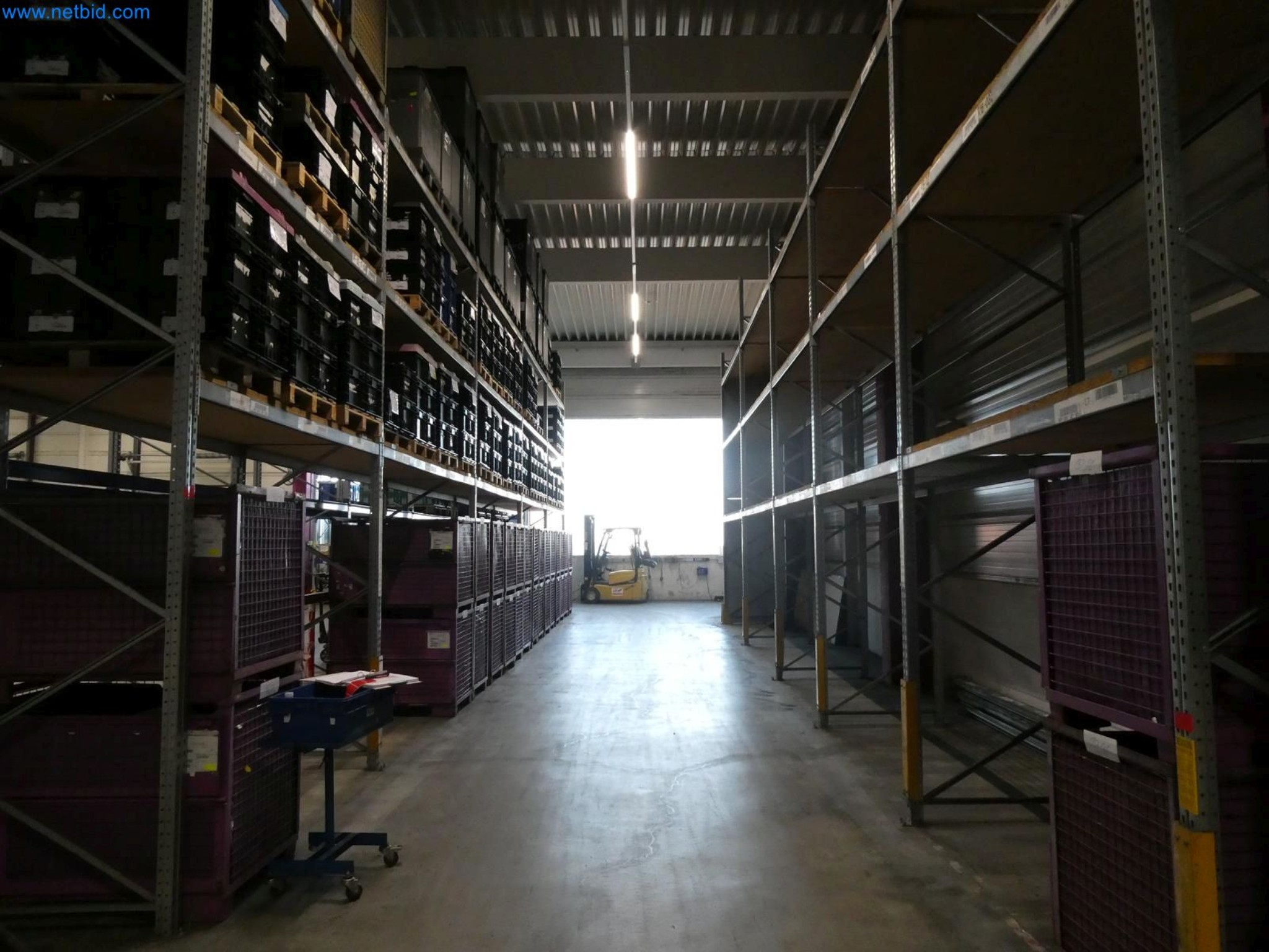 Engel Spritzgießmaschinen und Maschinen aus der Kunststoffindustrie-3