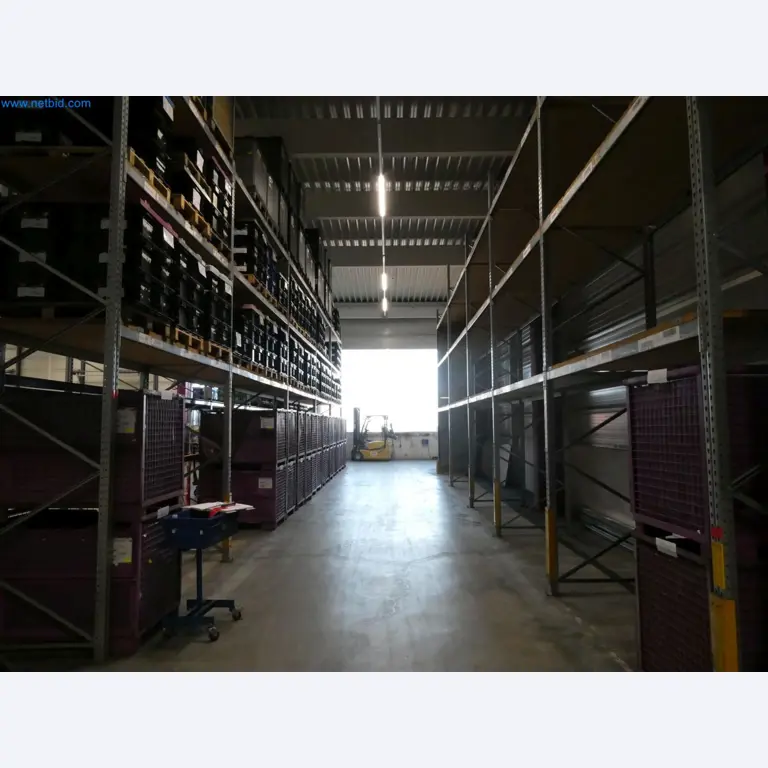 Engel Spritzgießmaschinen und Maschinen aus der Kunststoffindustrie-3