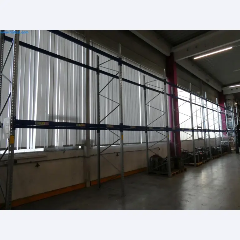 Engel Spritzgießmaschinen und Maschinen aus der Kunststoffindustrie-4