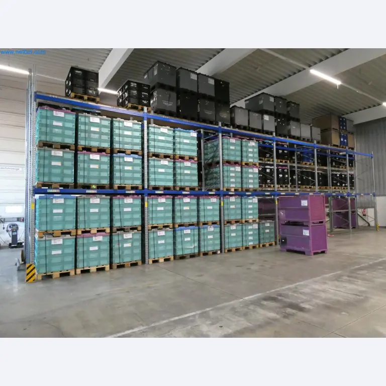 Engel Spritzgießmaschinen und Maschinen aus der Kunststoffindustrie-6