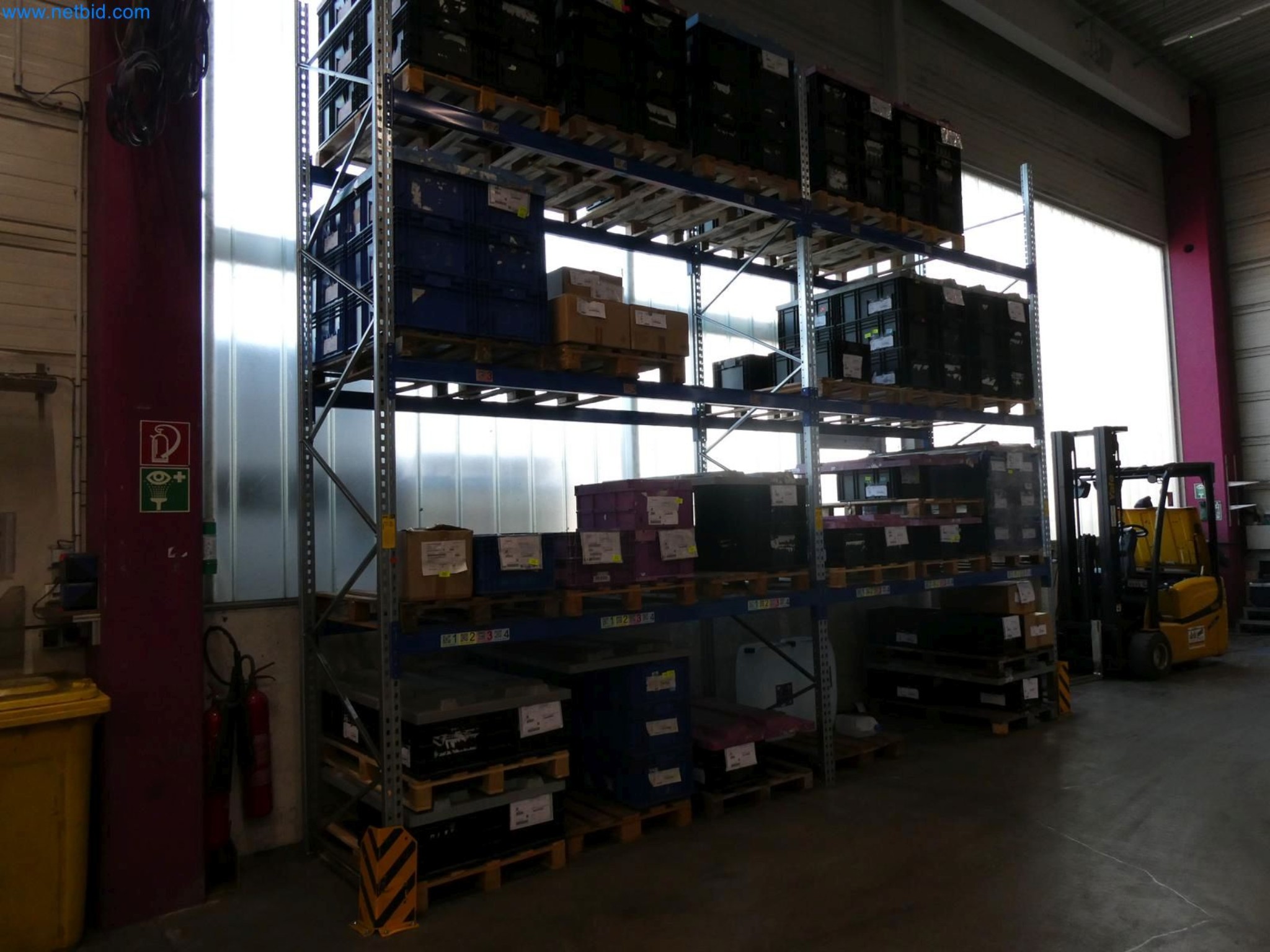 Engel Spritzgießmaschinen und Maschinen aus der Kunststoffindustrie-7