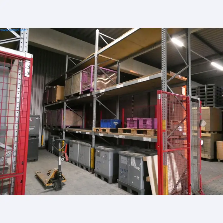 Engel Spritzgießmaschinen und Maschinen aus der Kunststoffindustrie-2