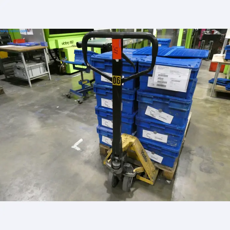 Engel Spritzgießmaschinen und Maschinen aus der Kunststoffindustrie-10