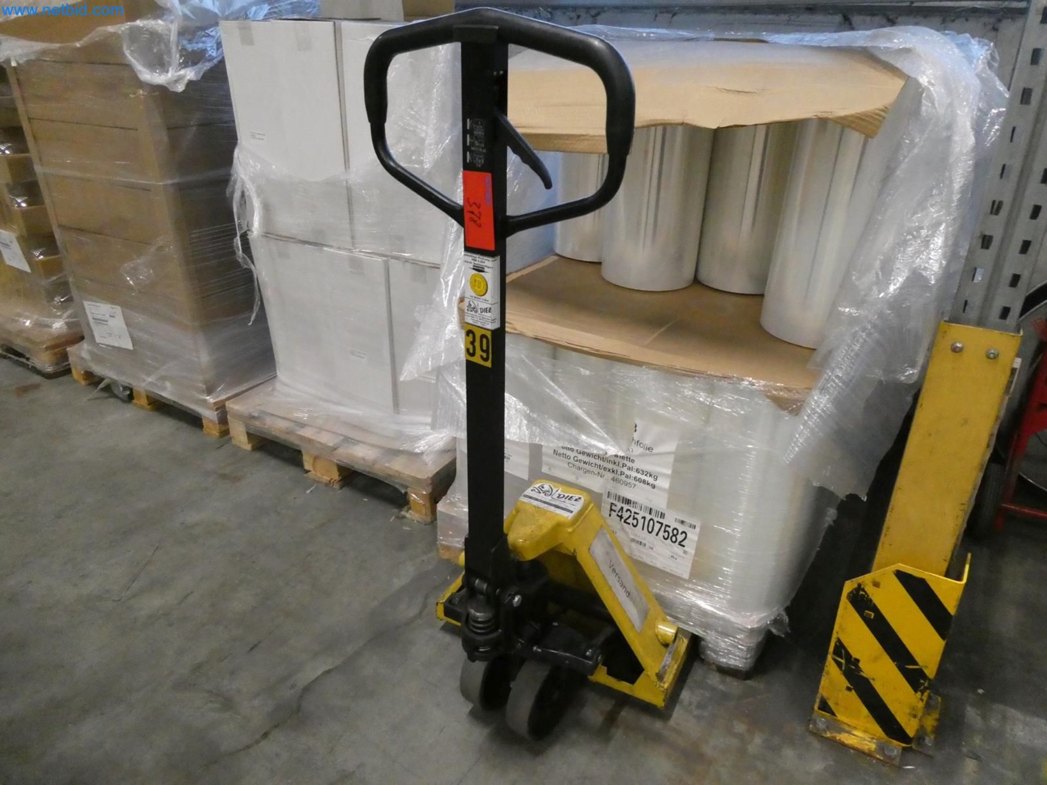 Engel Spritzgießmaschinen und Maschinen aus der Kunststoffindustrie-12