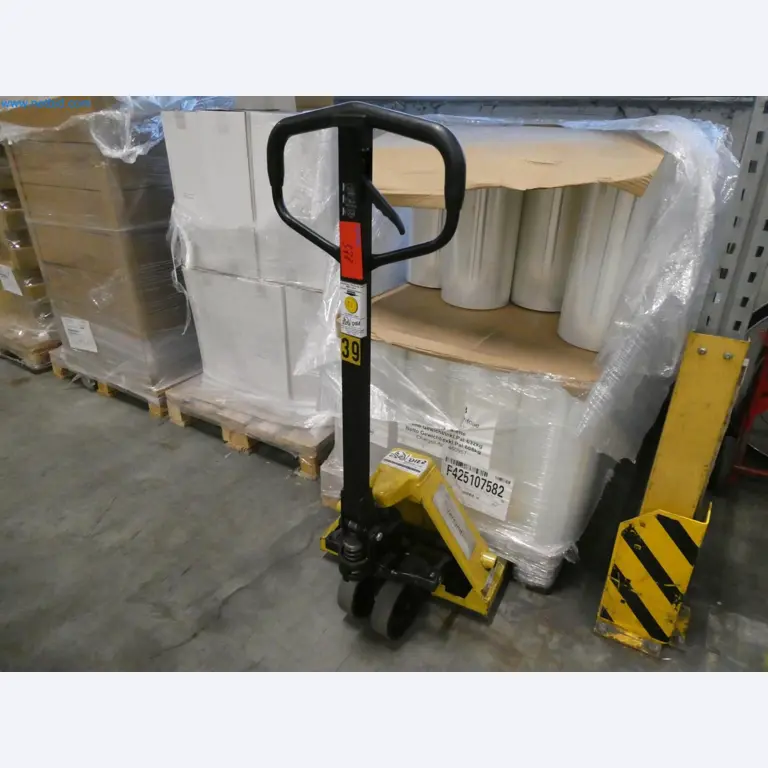 Engel Spritzgießmaschinen und Maschinen aus der Kunststoffindustrie-12