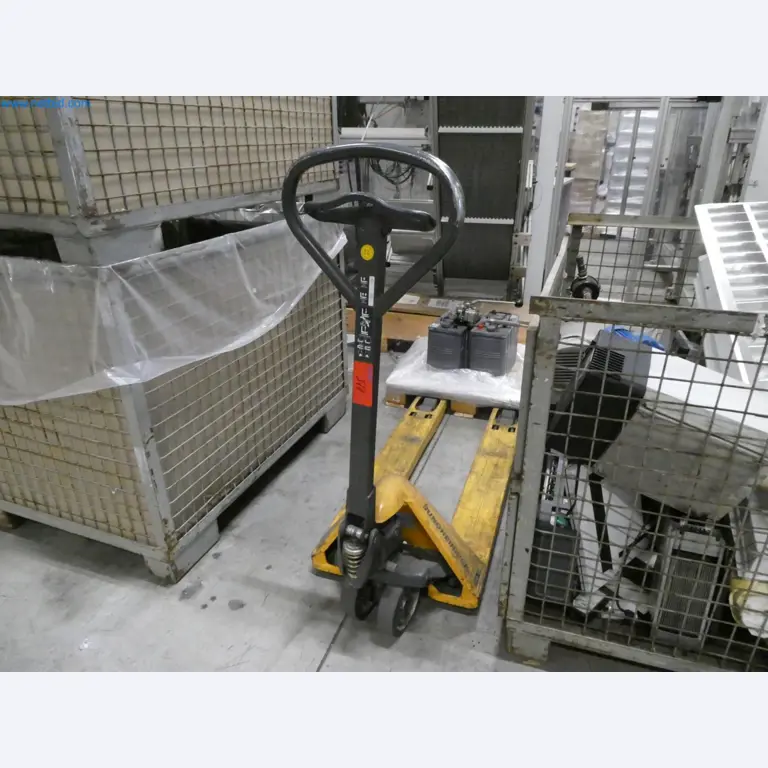 Engel Spritzgießmaschinen und Maschinen aus der Kunststoffindustrie-14