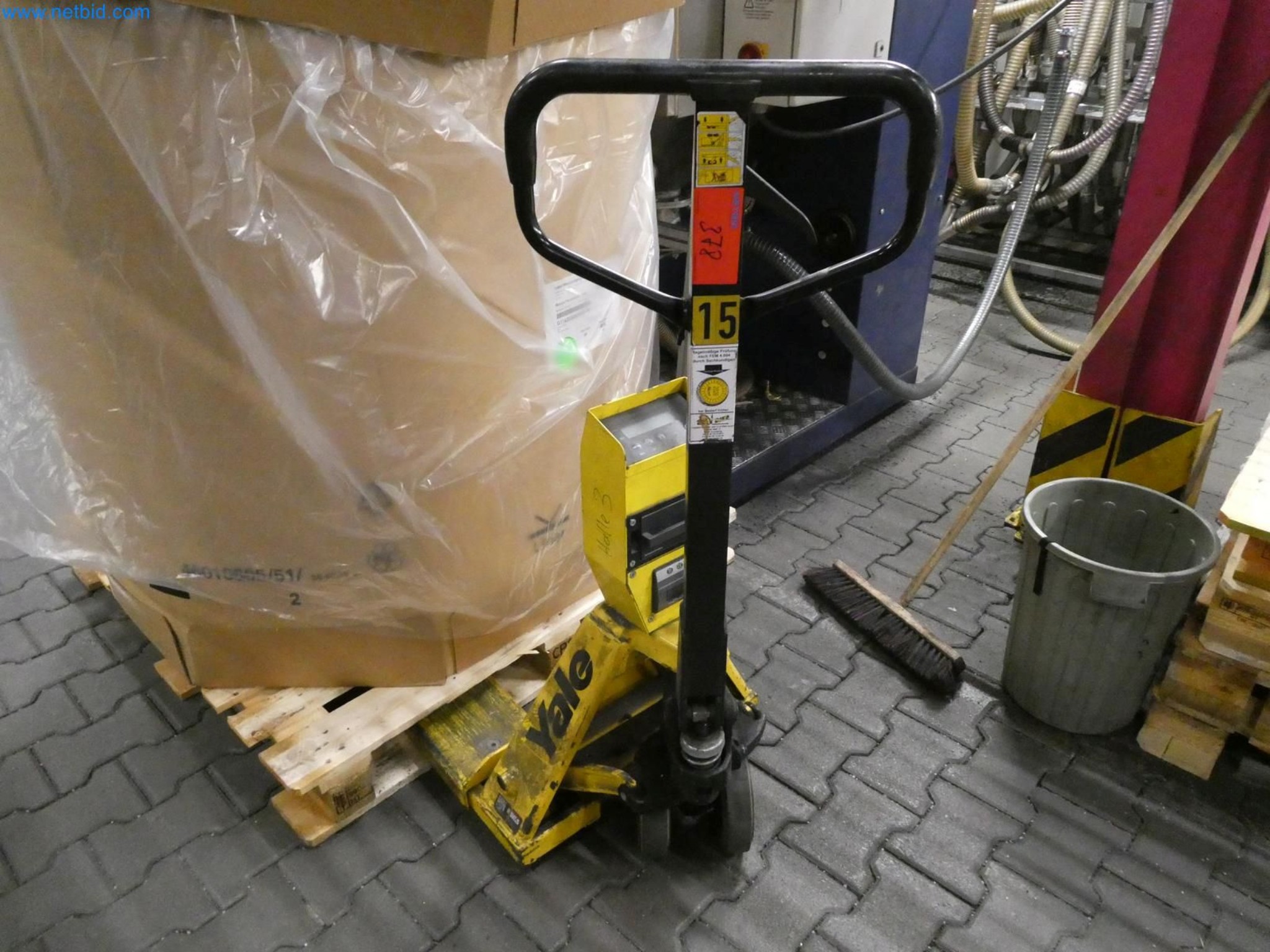 Engel Spritzgießmaschinen und Maschinen aus der Kunststoffindustrie-17