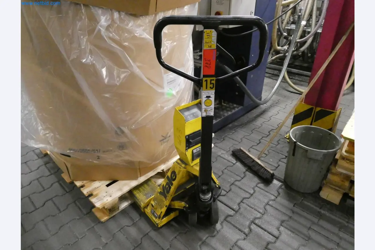 Engel Spritzgießmaschinen und Maschinen aus der Kunststoffindustrie-17