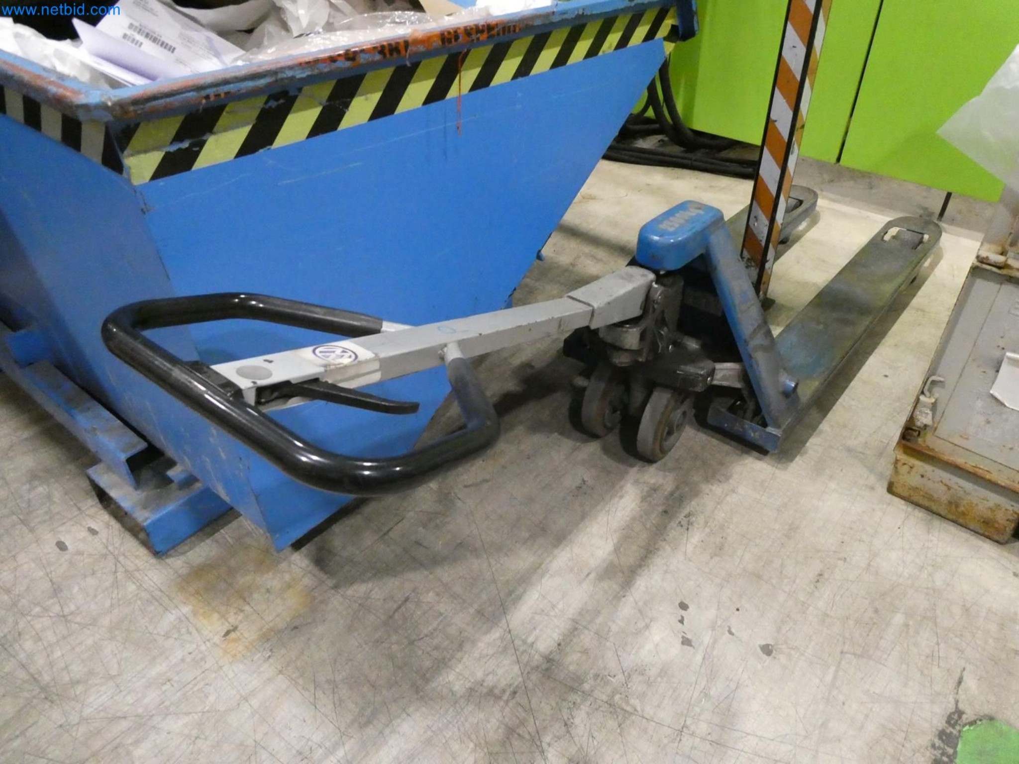 Engel Spritzgießmaschinen und Maschinen aus der Kunststoffindustrie-26