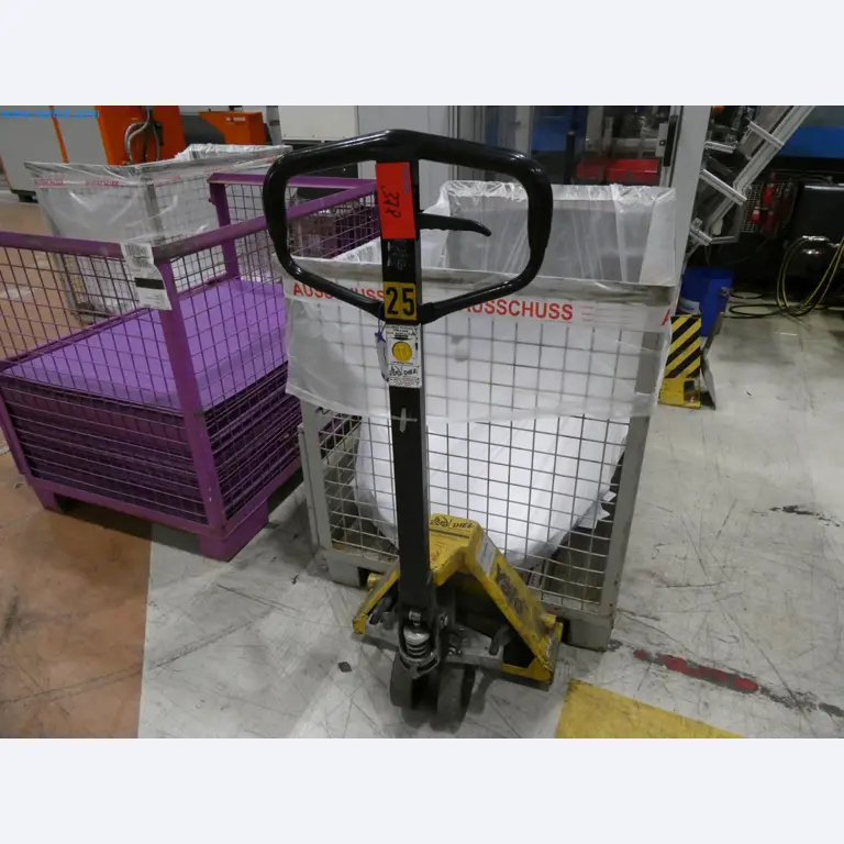 Engel Spritzgießmaschinen und Maschinen aus der Kunststoffindustrie-28