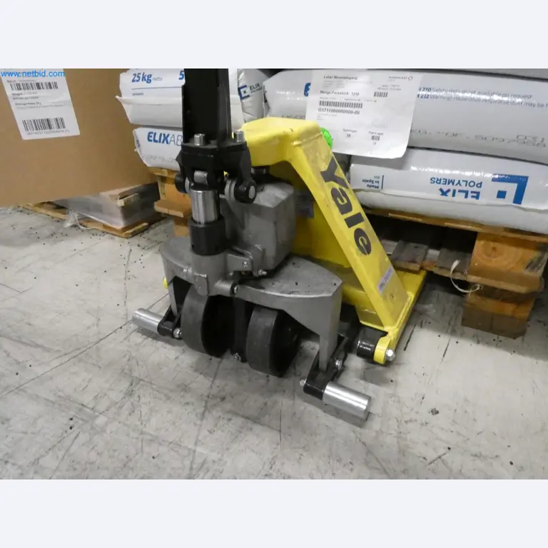 Engel Spritzgießmaschinen und Maschinen aus der Kunststoffindustrie-30