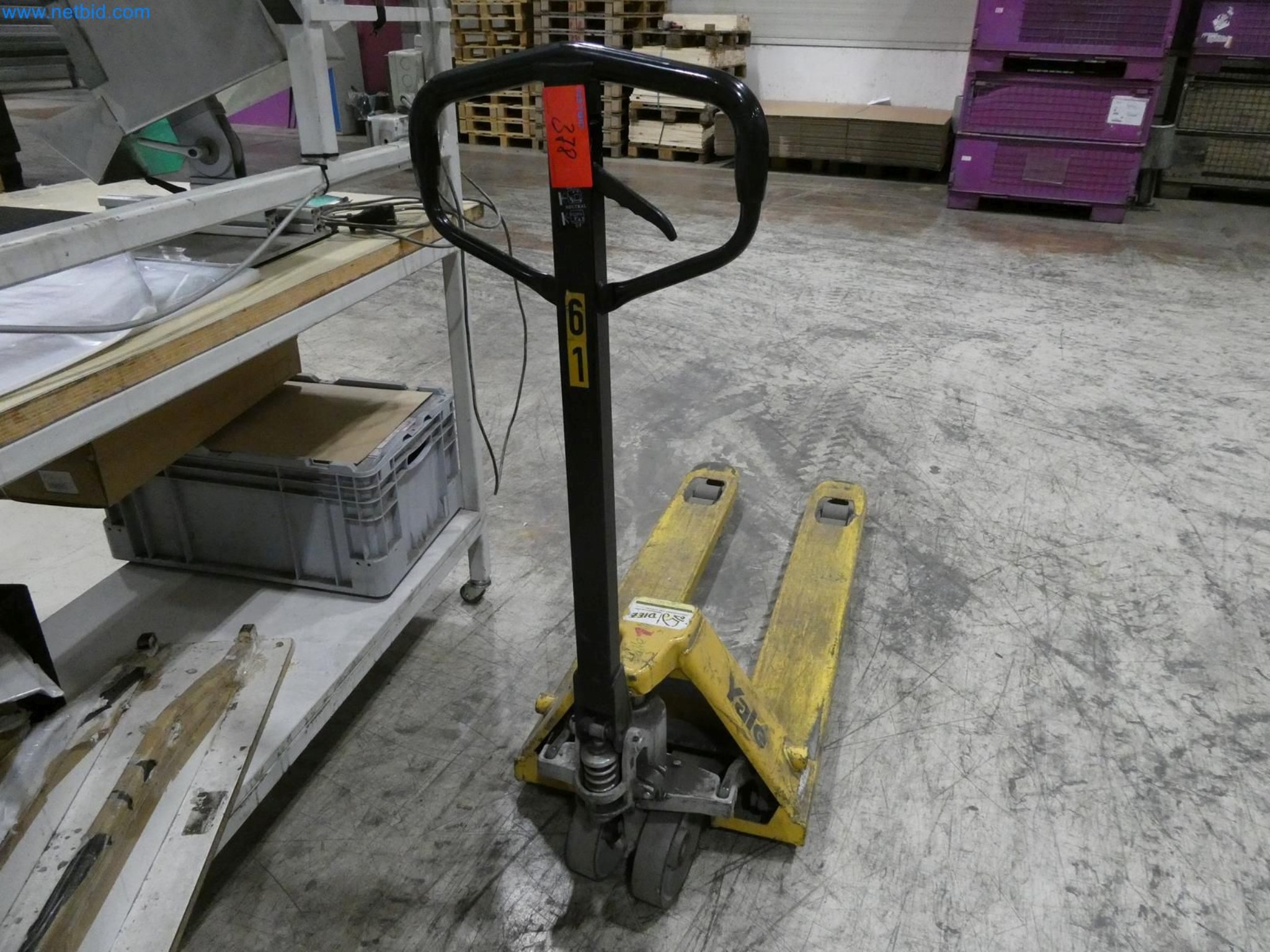 Engel Spritzgießmaschinen und Maschinen aus der Kunststoffindustrie-34