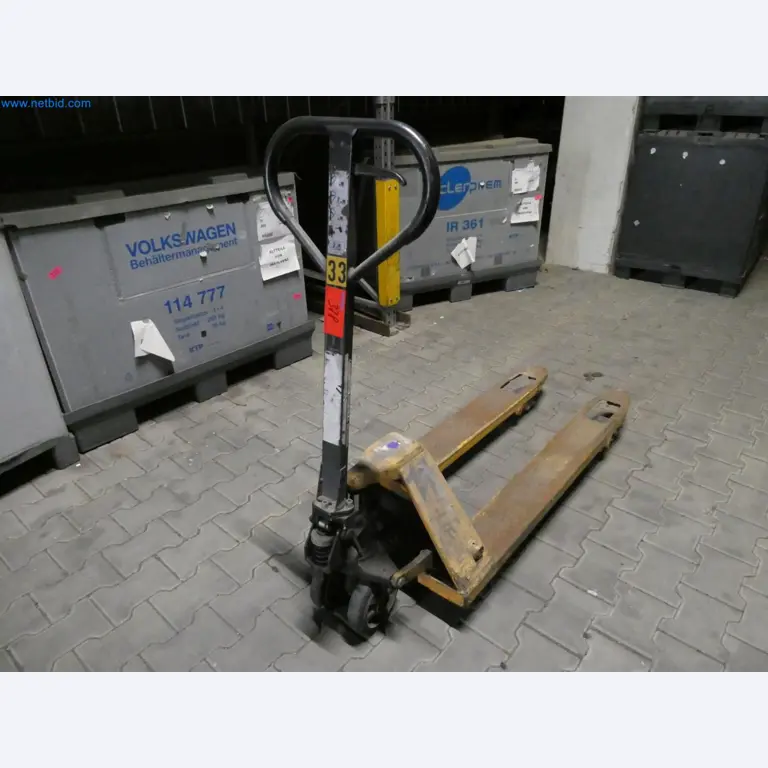 Engel Spritzgießmaschinen und Maschinen aus der Kunststoffindustrie-3