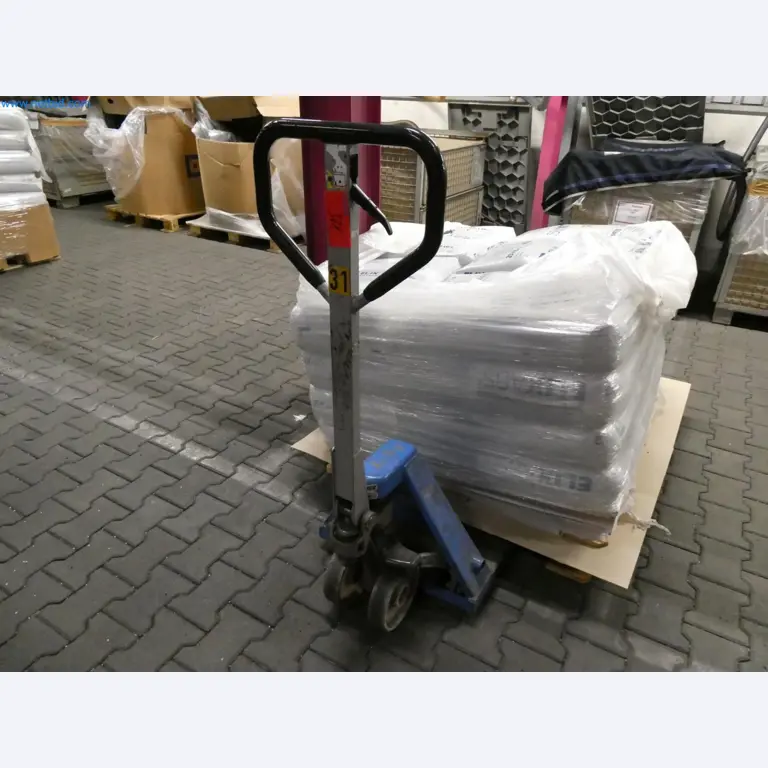 Engel Spritzgießmaschinen und Maschinen aus der Kunststoffindustrie-7