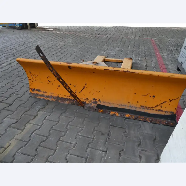 Engel Spritzgießmaschinen und Maschinen aus der Kunststoffindustrie-2