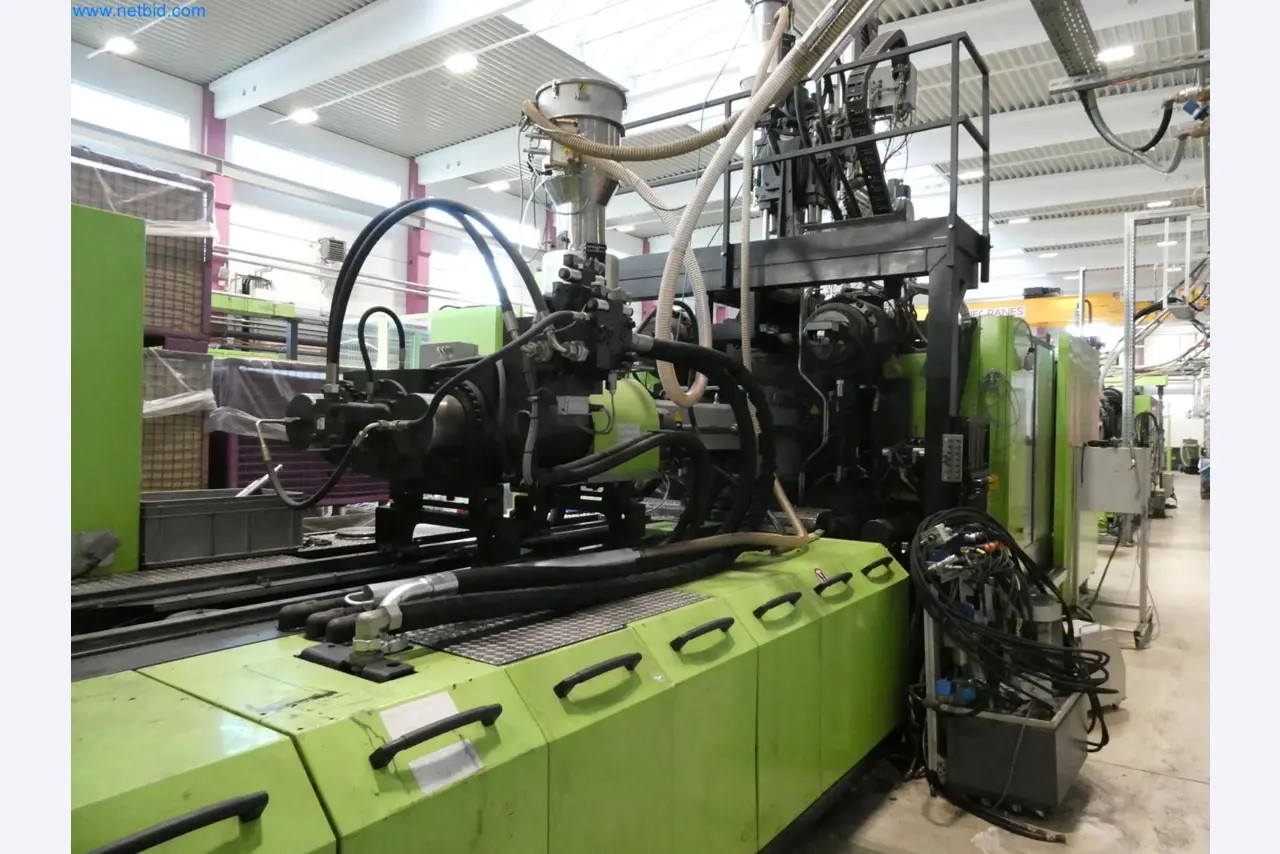 Engel Spritzgießmaschinen und Maschinen aus der Kunststoffindustrie-10