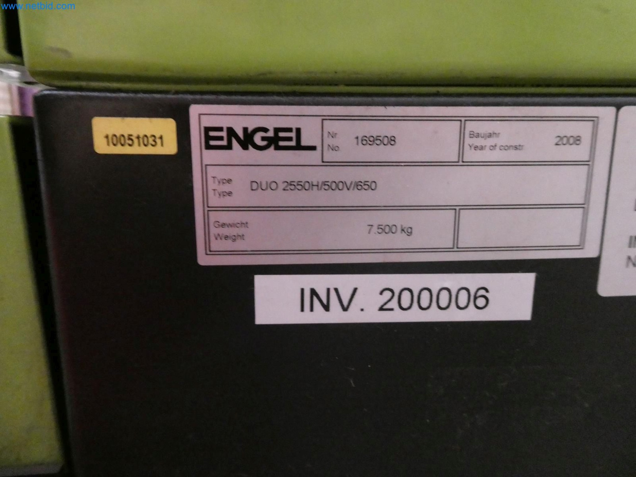 Engel Spritzgießmaschinen und Maschinen aus der Kunststoffindustrie-11