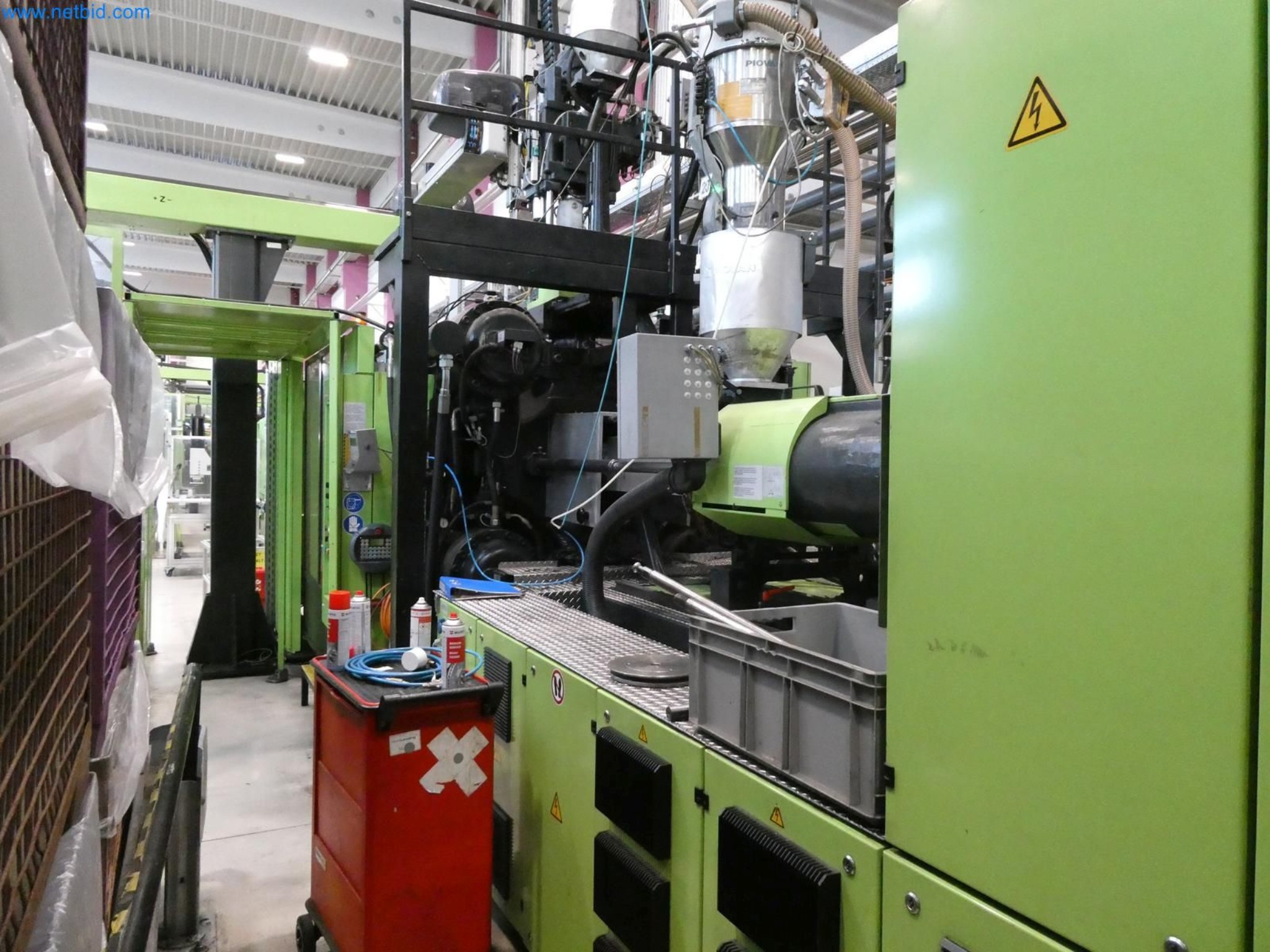 Engel Spritzgießmaschinen und Maschinen aus der Kunststoffindustrie-8