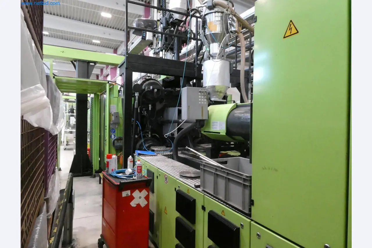 Engel Spritzgießmaschinen und Maschinen aus der Kunststoffindustrie-8