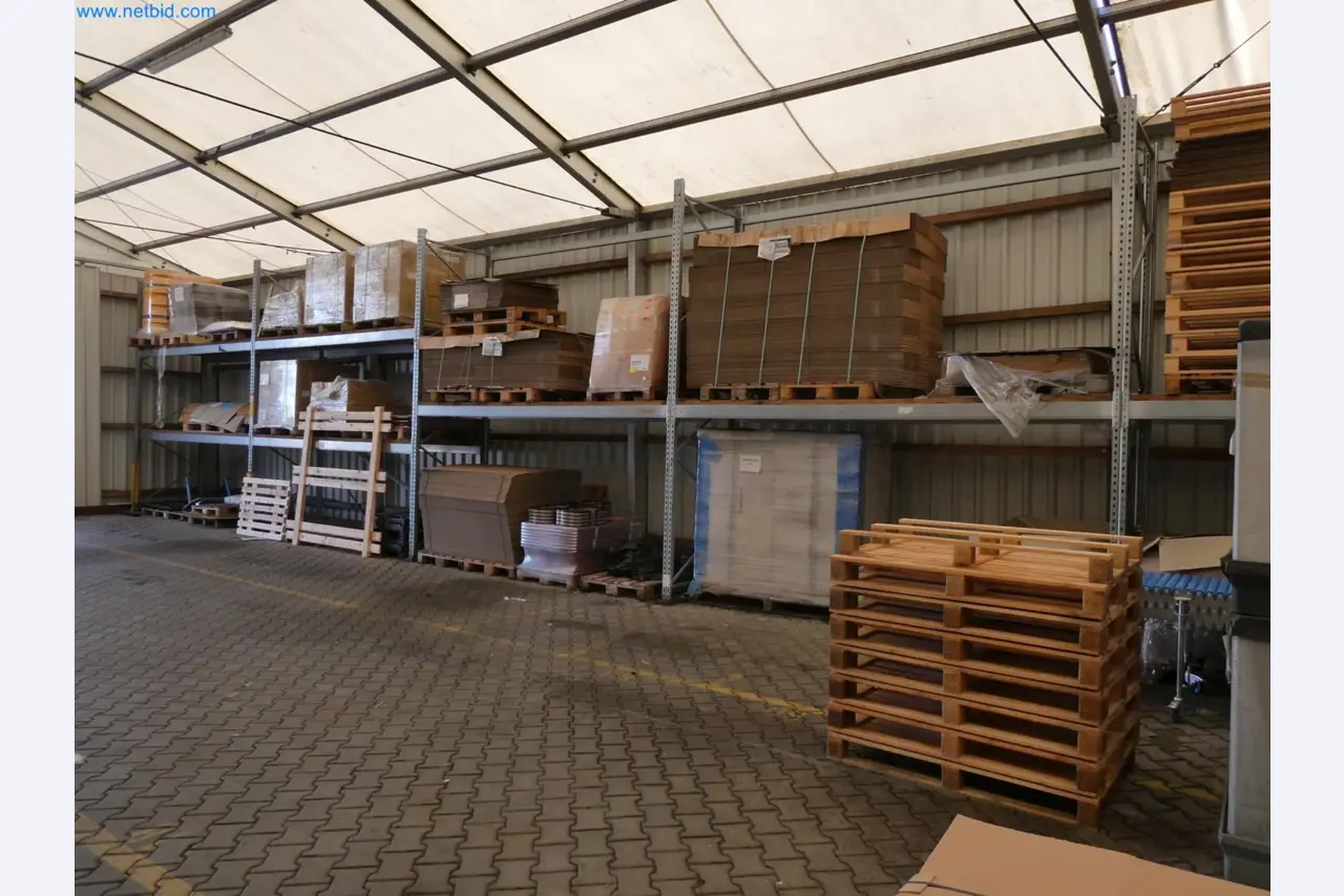 Engel Spritzgießmaschinen und Maschinen aus der Kunststoffindustrie-2