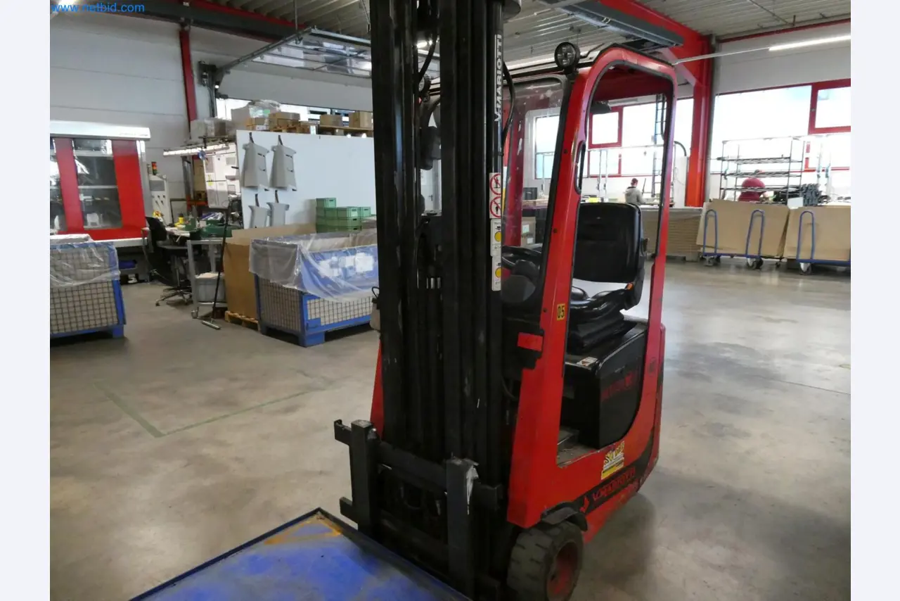 Engel Spritzgießmaschinen und Maschinen aus der Kunststoffindustrie-1