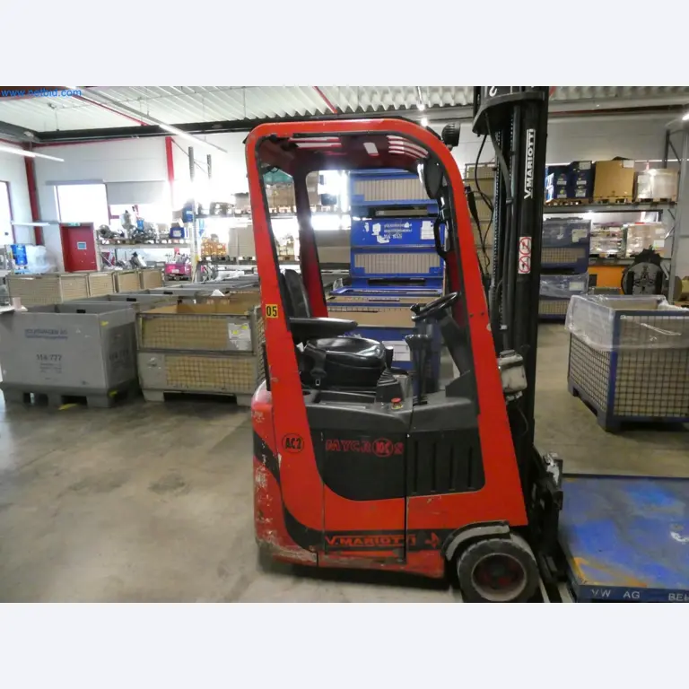 Engel Spritzgießmaschinen und Maschinen aus der Kunststoffindustrie-2