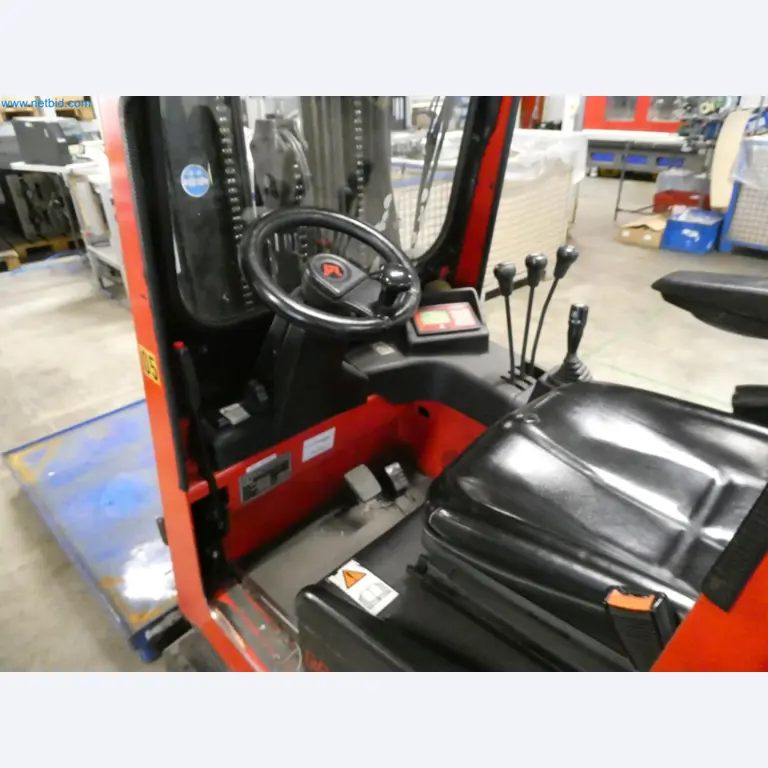 Engel Spritzgießmaschinen und Maschinen aus der Kunststoffindustrie-4