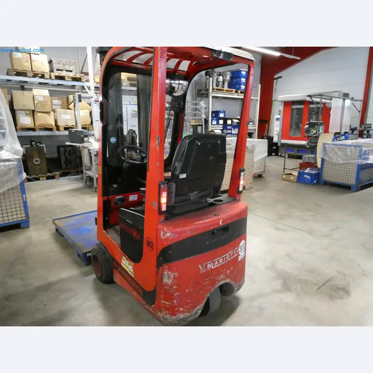 Engel Spritzgießmaschinen und Maschinen aus der Kunststoffindustrie-8