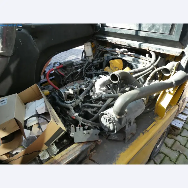 Engel Spritzgießmaschinen und Maschinen aus der Kunststoffindustrie-11