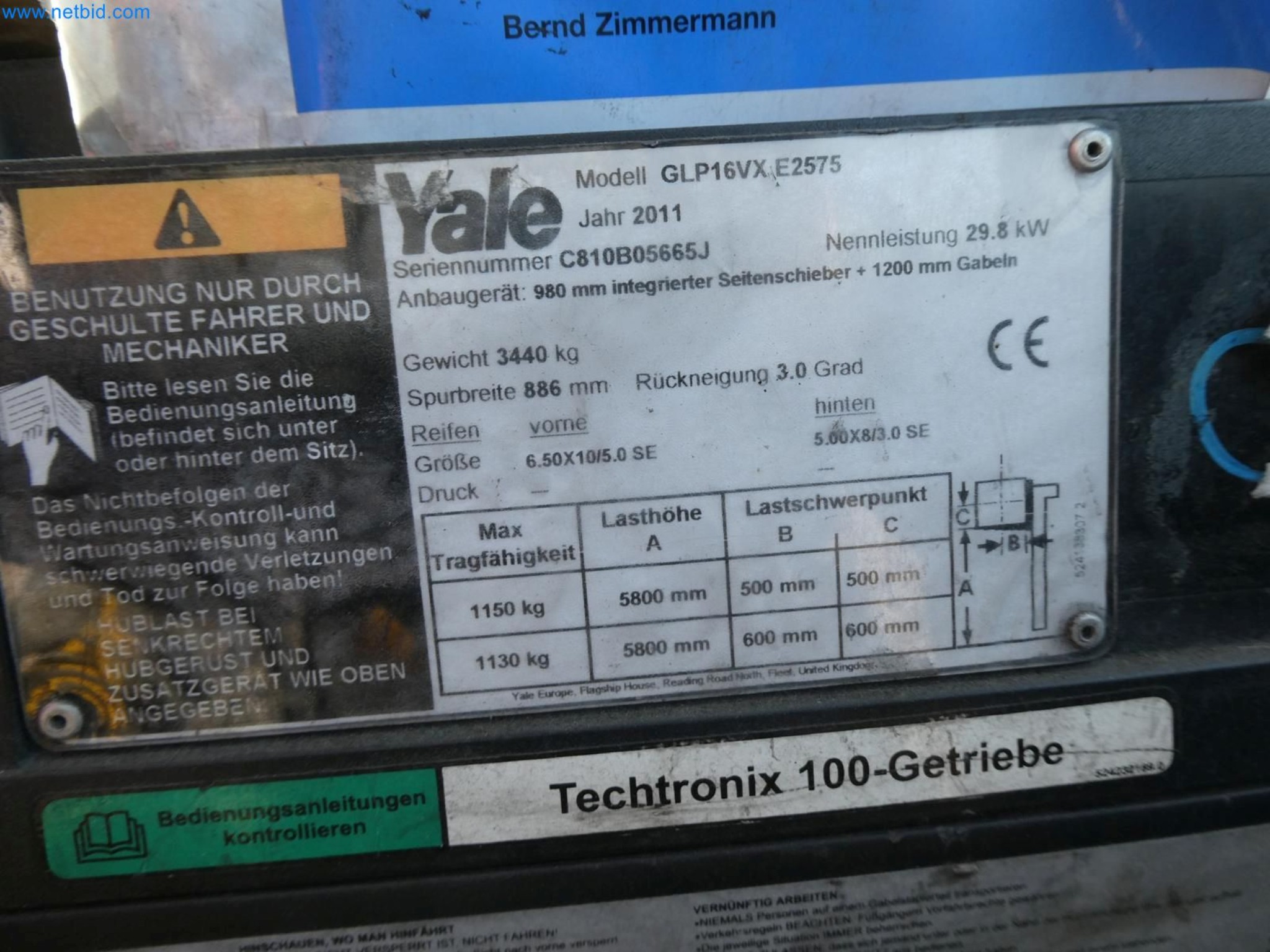 Engel Spritzgießmaschinen und Maschinen aus der Kunststoffindustrie-14