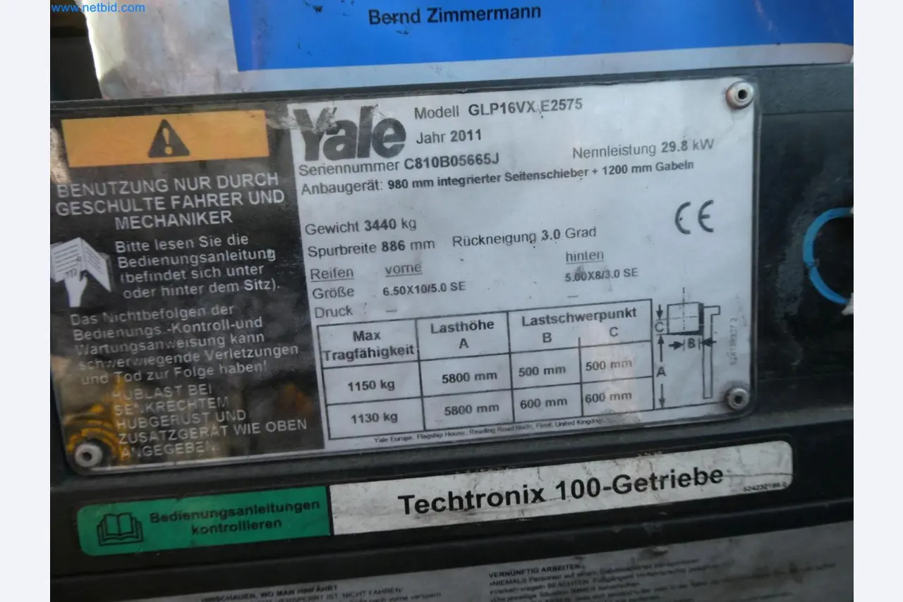 Engel Spritzgießmaschinen und Maschinen aus der Kunststoffindustrie-14