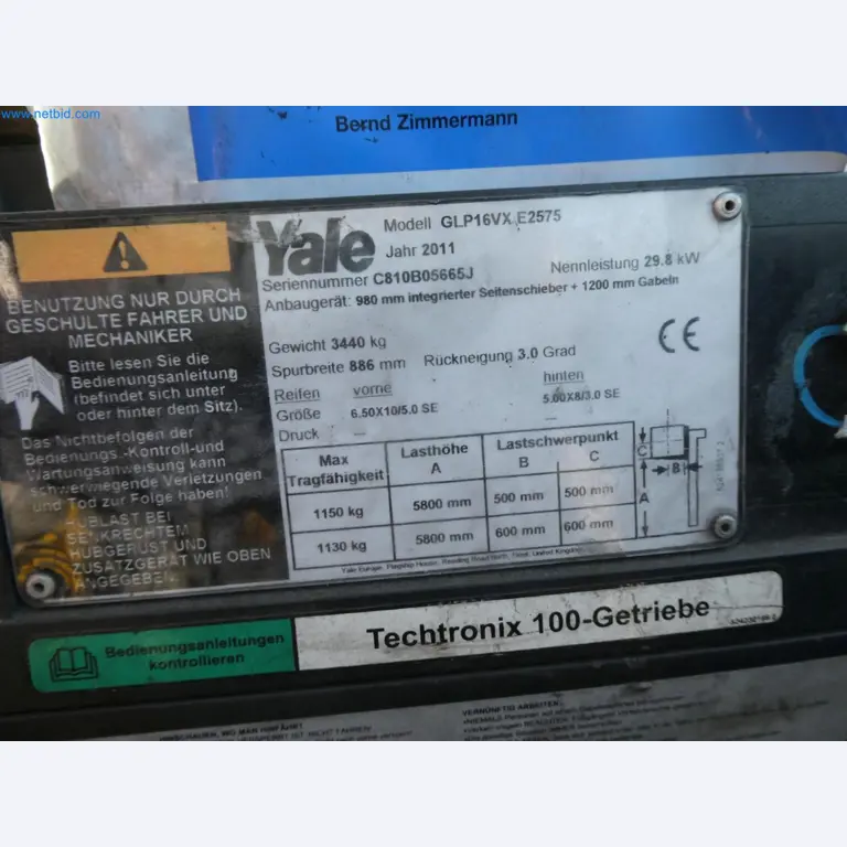 Engel Spritzgießmaschinen und Maschinen aus der Kunststoffindustrie-14