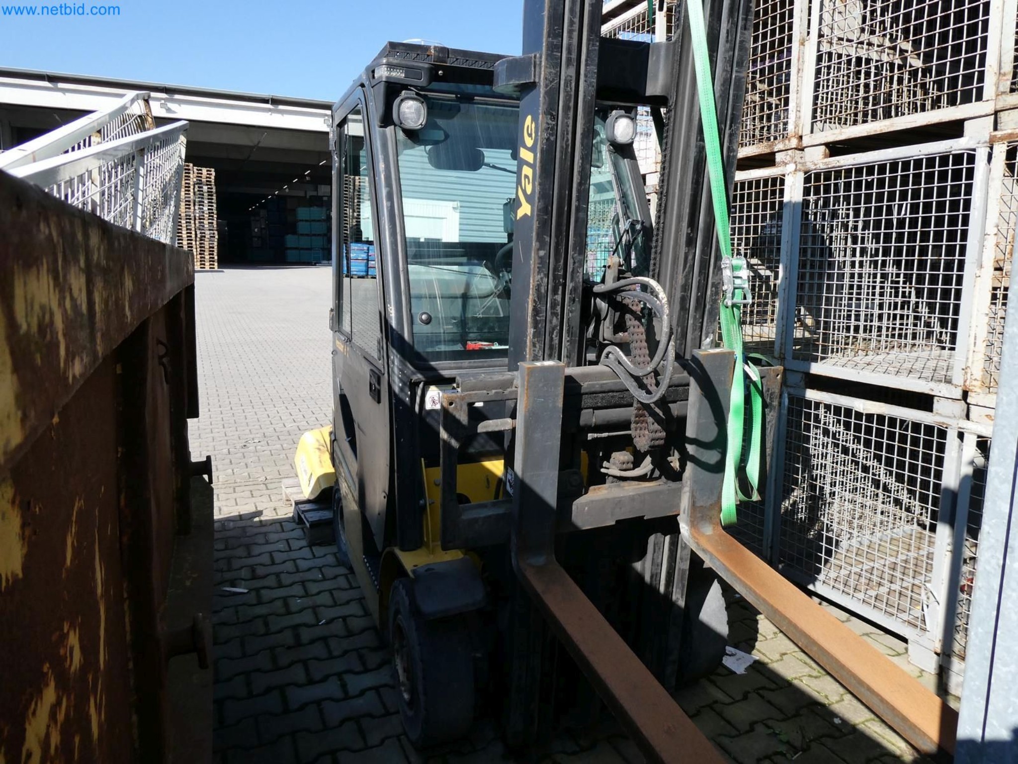 Engel Spritzgießmaschinen und Maschinen aus der Kunststoffindustrie-15