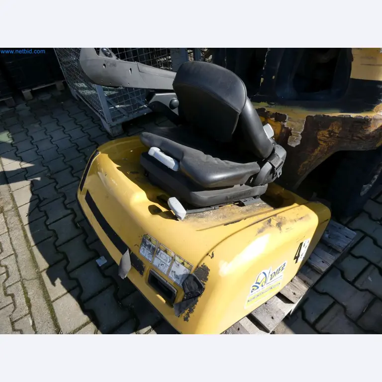 Engel Spritzgießmaschinen und Maschinen aus der Kunststoffindustrie-2