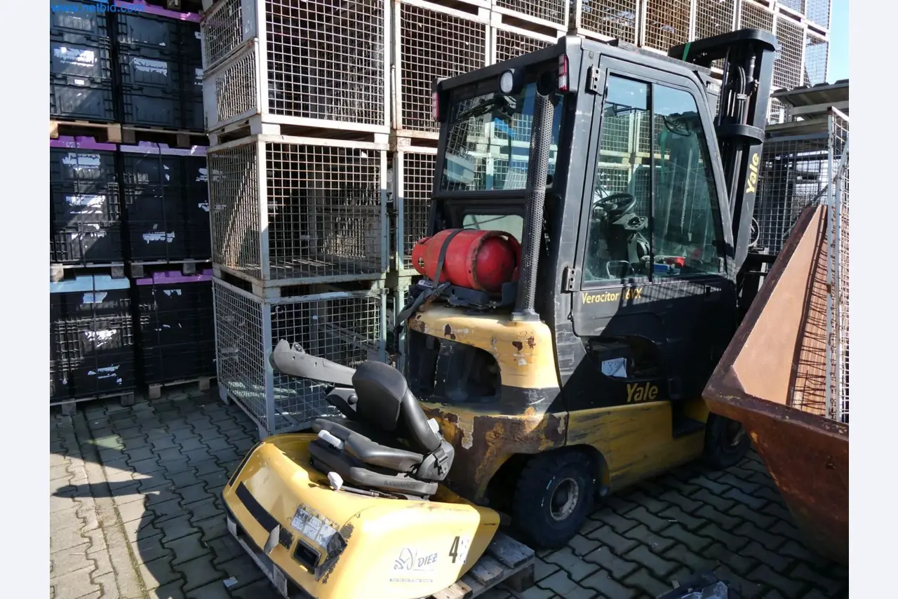 Engel Spritzgießmaschinen und Maschinen aus der Kunststoffindustrie-7