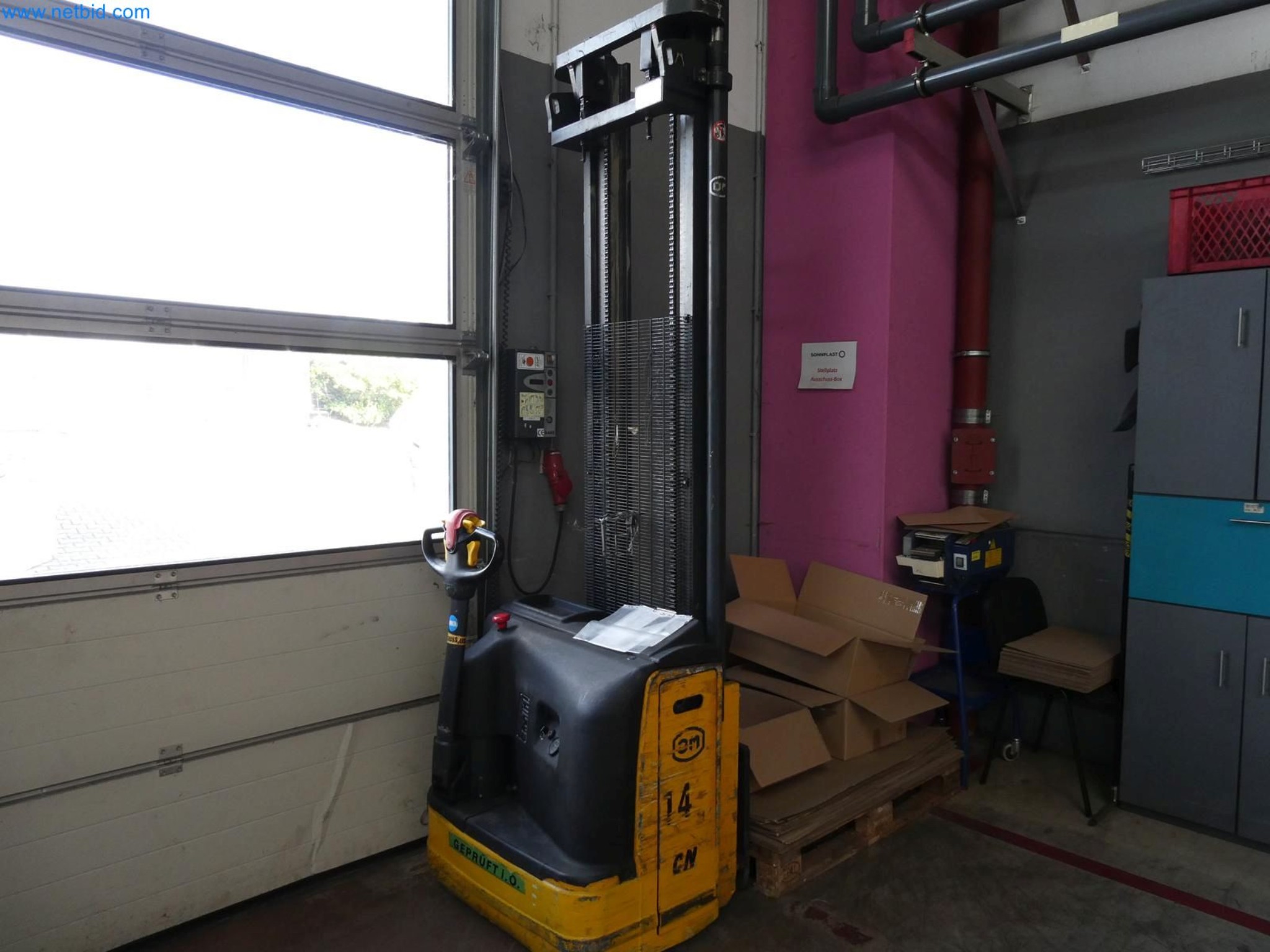 Engel Spritzgießmaschinen und Maschinen aus der Kunststoffindustrie-3