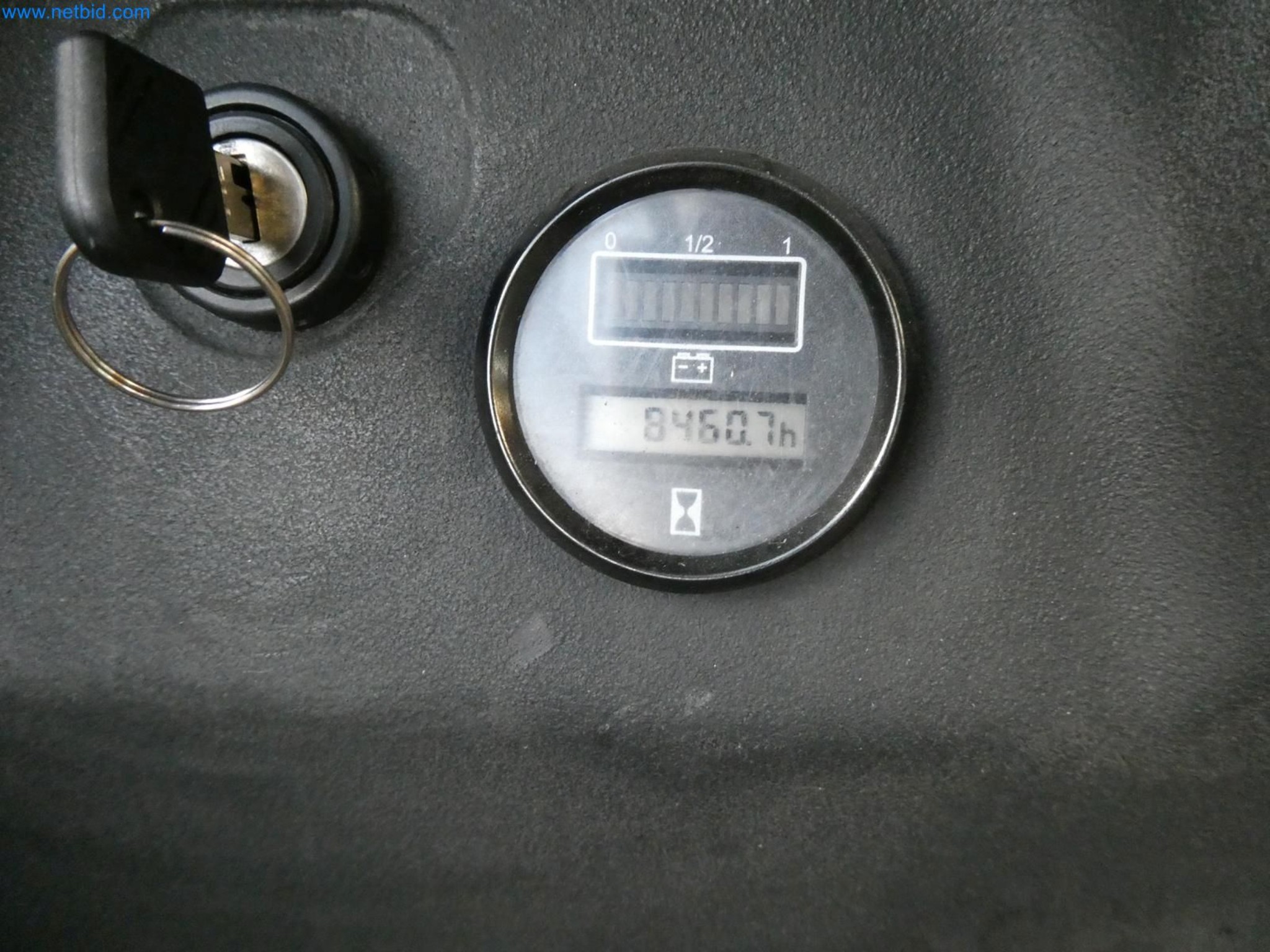 Engel Spritzgießmaschinen und Maschinen aus der Kunststoffindustrie-5