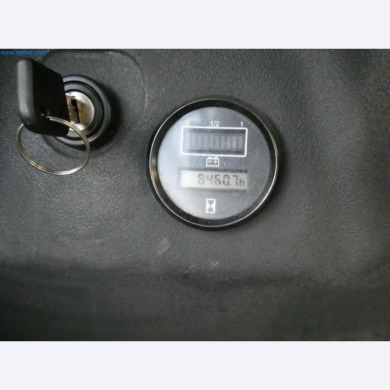 Engel Spritzgießmaschinen und Maschinen aus der Kunststoffindustrie-5