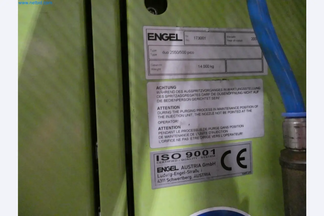 Engel Spritzgießmaschinen und Maschinen aus der Kunststoffindustrie-10