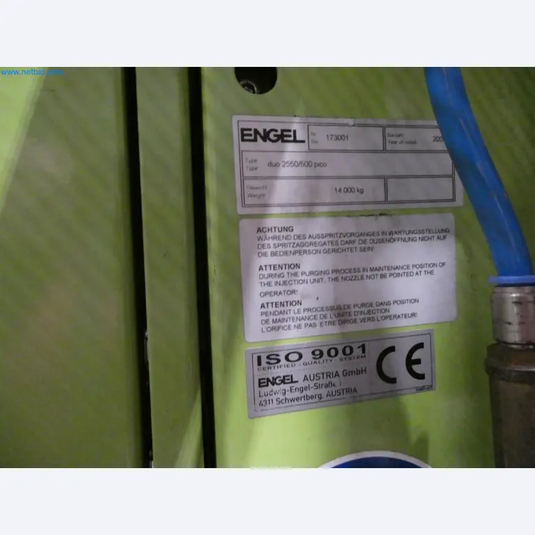 Engel Spritzgießmaschinen und Maschinen aus der Kunststoffindustrie-10