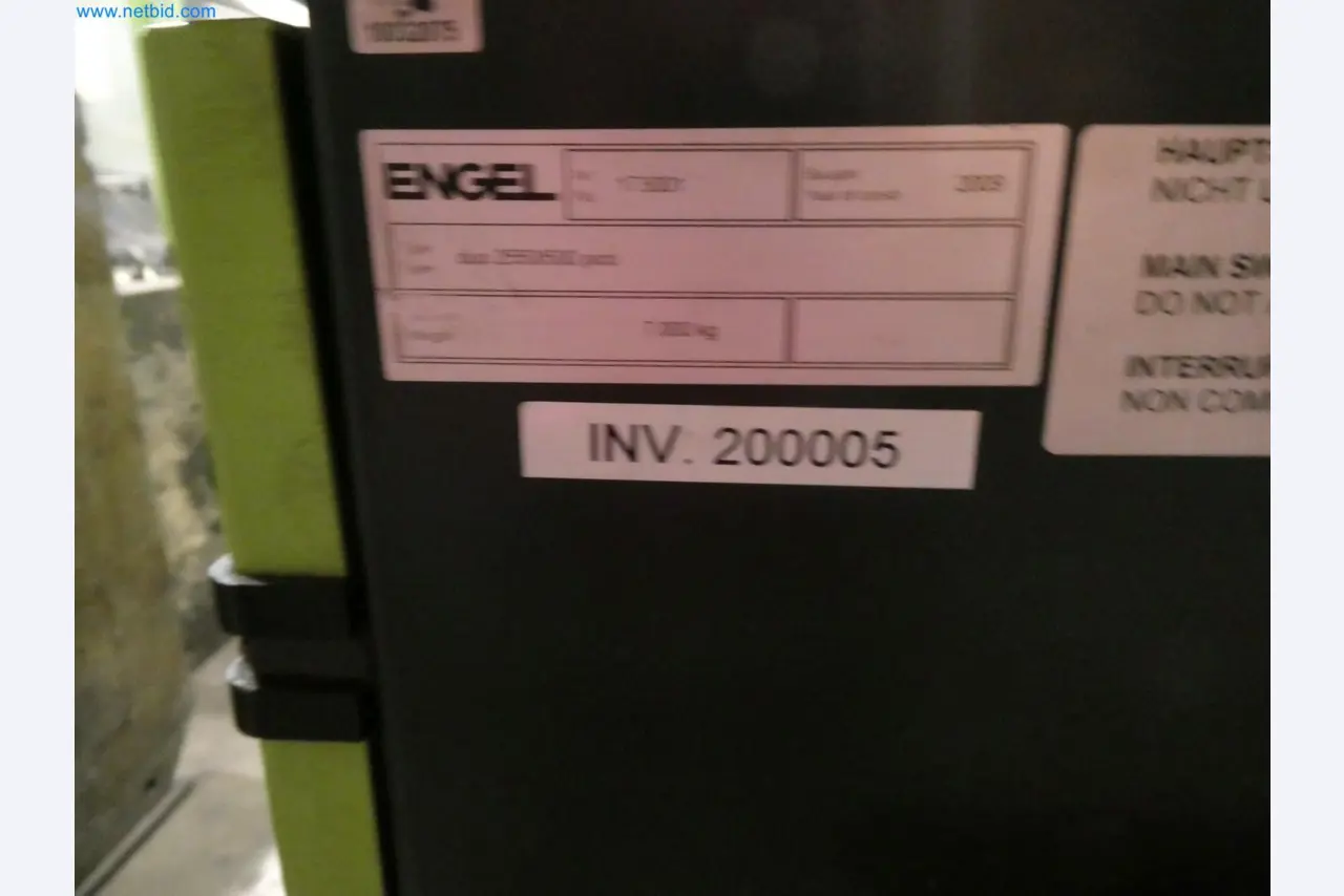 Engel Spritzgießmaschinen und Maschinen aus der Kunststoffindustrie-1