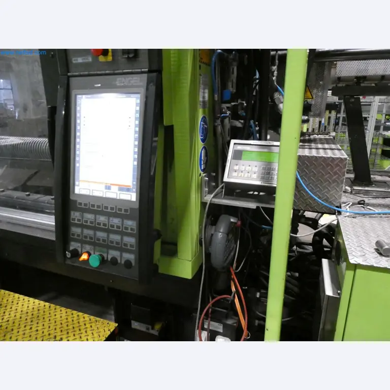 Engel Spritzgießmaschinen und Maschinen aus der Kunststoffindustrie-3