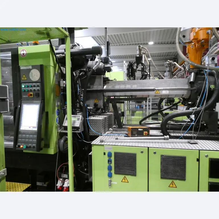 Engel Spritzgießmaschinen und Maschinen aus der Kunststoffindustrie-6