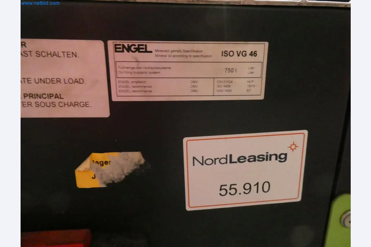 Engel Spritzgießmaschinen und Maschinen aus der Kunststoffindustrie-9