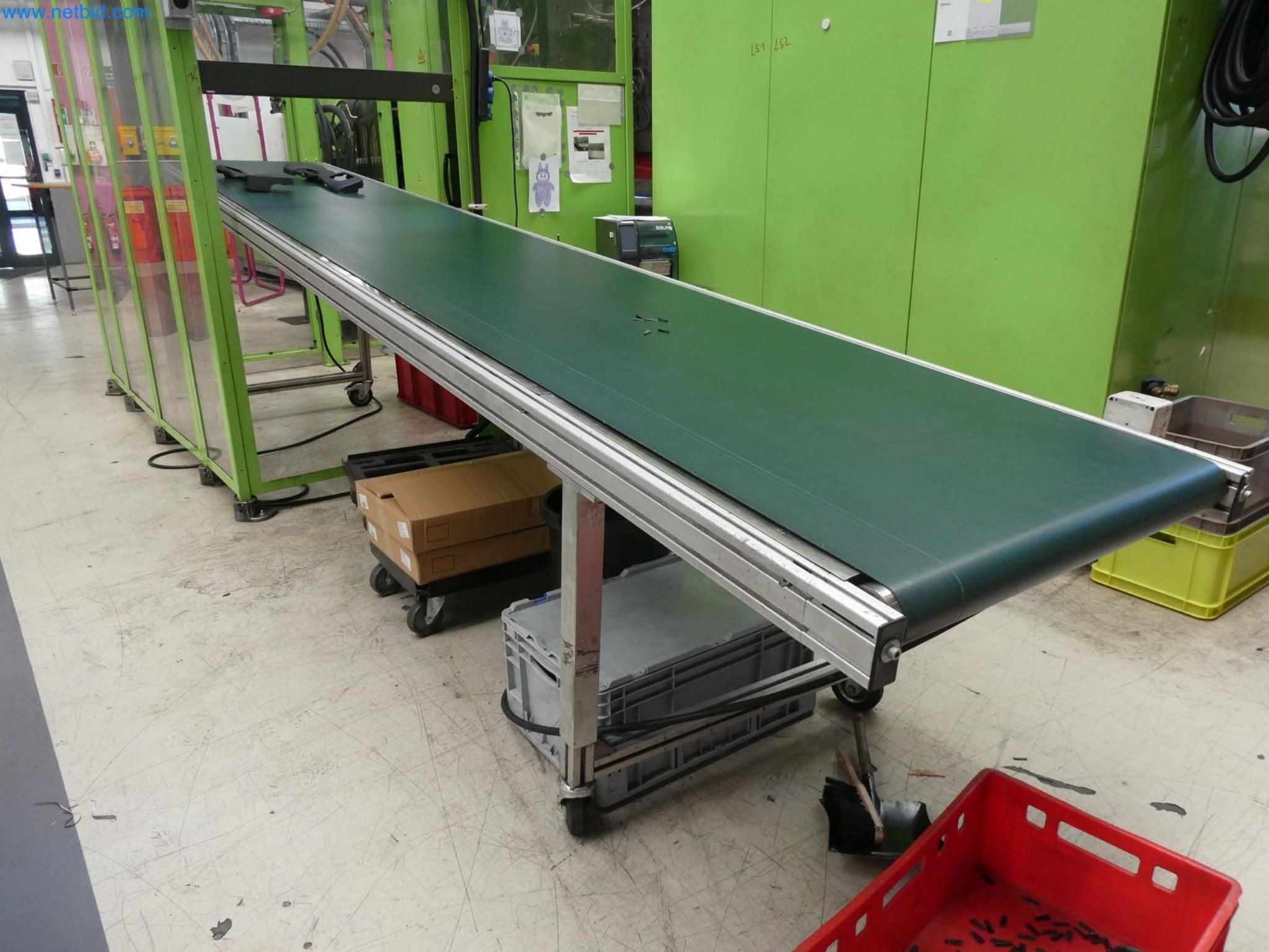 Engel Spritzgießmaschinen und Maschinen aus der Kunststoffindustrie-14