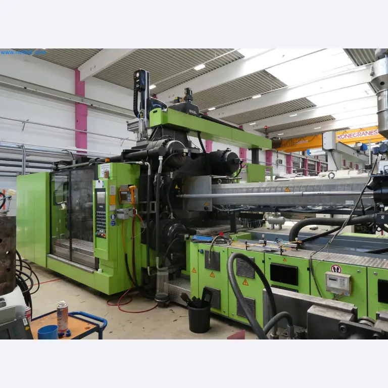 Engel Spritzgießmaschinen und Maschinen aus der Kunststoffindustrie-3