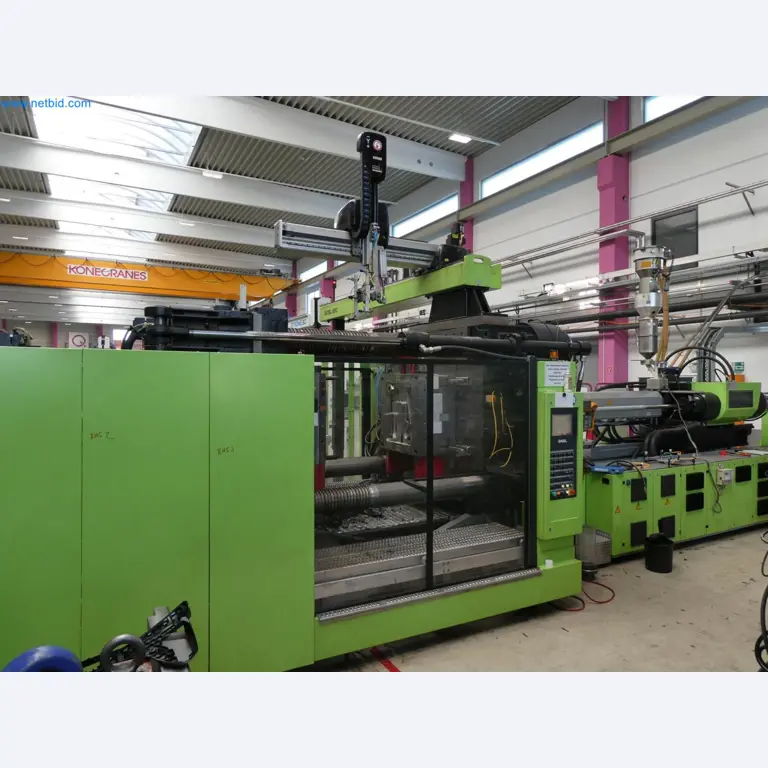 Engel Spritzgießmaschinen und Maschinen aus der Kunststoffindustrie-4