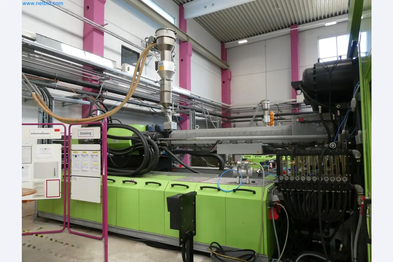 Engel Spritzgießmaschinen und Maschinen aus der Kunststoffindustrie-6